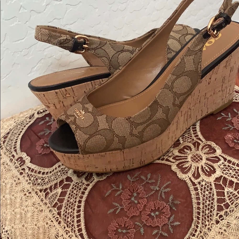 Coach wedges - Picture 1 of 3